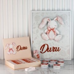 Tavşan Temalı Çikolata, Çerçeveli Kapı Süsü ve Metal Mum