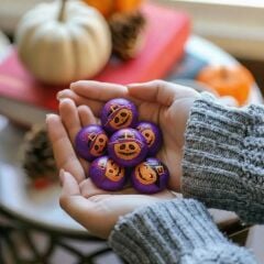 Halloween Emoji Pralin Dolgulu Sütlü Çikolata Asetat Kutu 200g Glutensiz