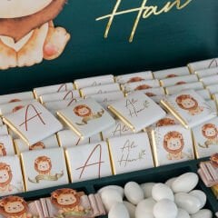 Aslan Temalı Ahşap Kutuda Erkek Bebek Çikolatası