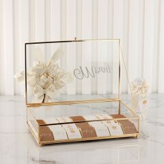 Peri Kızı Detaylı Cam Kutuda Kız Bebek Çikolatası