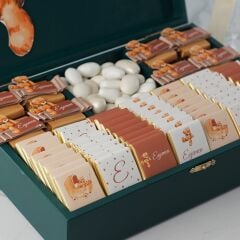 Ayıcık Temalı Ahşap Kutuda Çikolata, Kartlı Pleksi Magnet