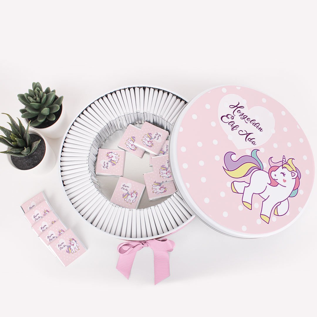 Unicorn Temalı Baskılı Metal Kutuda Kız Bebek Çikolatası