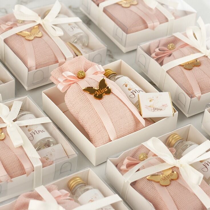 Tavşan Temalı Kutuda Mini Cam Kolonya , Lavanta Kesesi ve Çikolata