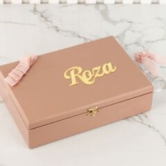 Tavşan Temalı Ahşap Kutuda Bebek Çikolatası