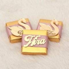 Kuğu Temalı Standlı Kutuda Kız Bebek Çikolatası