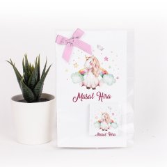 Unicorn Temalı Kartlı Kız Bebek Çikolatası