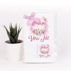Kuğu Temalı Kartlı Kız Bebek Çikolatası