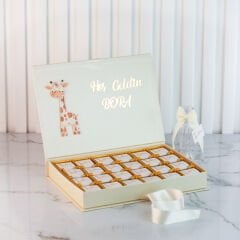 Zürafa Temalı Dikdörtgen Kutuda Erkek Bebek Çikolatası