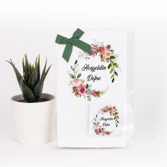 Çiçek Temalı Kartlı Kız Bebek Çikolatası