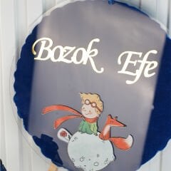 Küçük Prens Temalı Çikolata, Kapı Süsü, Kartlı Kolonya Şişesi ve Büyük Kolonya