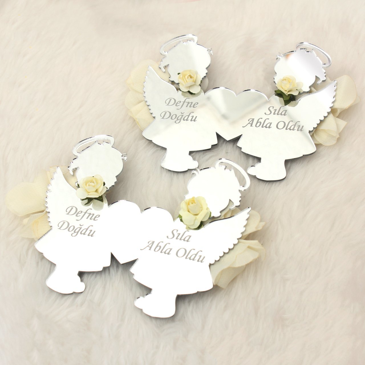 Kardeş Temalı Aynalı Kız Bebek Magneti