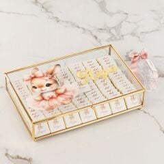 Tavşan Detaylı Cam Kutuda Kız Bebek Çikolatası