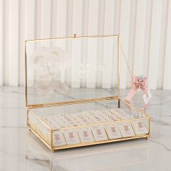 Tavşan Detaylı Cam Kutuda Kız Bebek Çikolatası