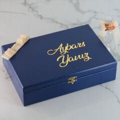 Kaplan Temalı Ahşap Kutuda Erkek Bebek Çikolatası