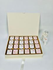 Çiçek Temalı Dikdörtgen Kutuda Kız Bebek Çikolatası