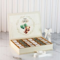 Ayıcık Temalı Dikdörtgen Kutuda Erkek Bebek Çikolatası