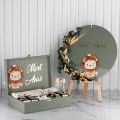 Aslan Temalı Ahşap Kutuda Çikolata ve Kapı Süsü