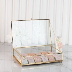 Peri Kızı Detaylı Cam Kutuda Kız Bebek Çikolatası