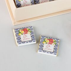 Çiçek Temalı Dikdörtgen Kutuda Kız Bebek Çikolatası