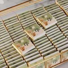 Çocuk Temalı Cam Kutuda Erkek Bebek Çikolatası