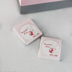 Tavşan Temalı Standlı Kutuda Kız Bebek Çikolatası