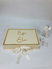 Fil Temalı Dikdörtgen Kutuda Erkek Bebek Çikolatası