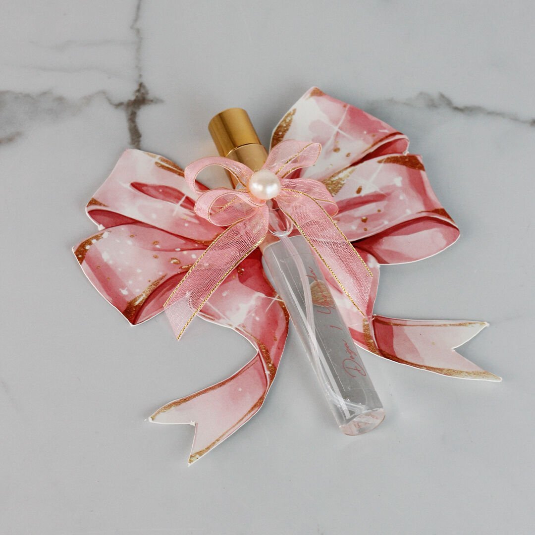 Fiyonk Temalı Kız Bebek Kolonya Şişesi