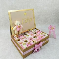 Ayıcık Temalı Standlı Kutuda Kız Bebek Çikolatası