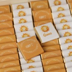 Güneş Temalı Dikdörtgen Kutuda Kız Bebek Çikolatası