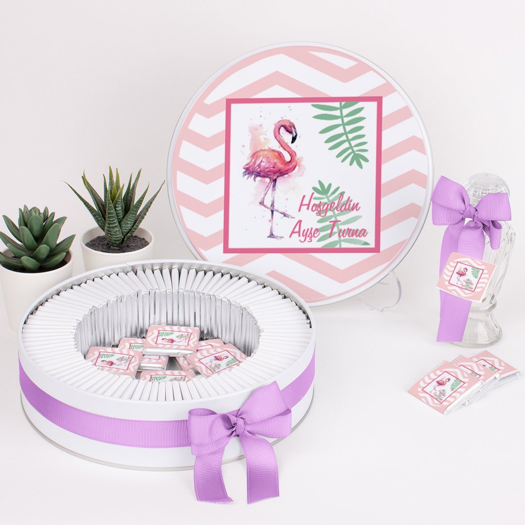 Flamingo Temalı Baskılı Metal Kutuda Kız Bebek Çikolatası