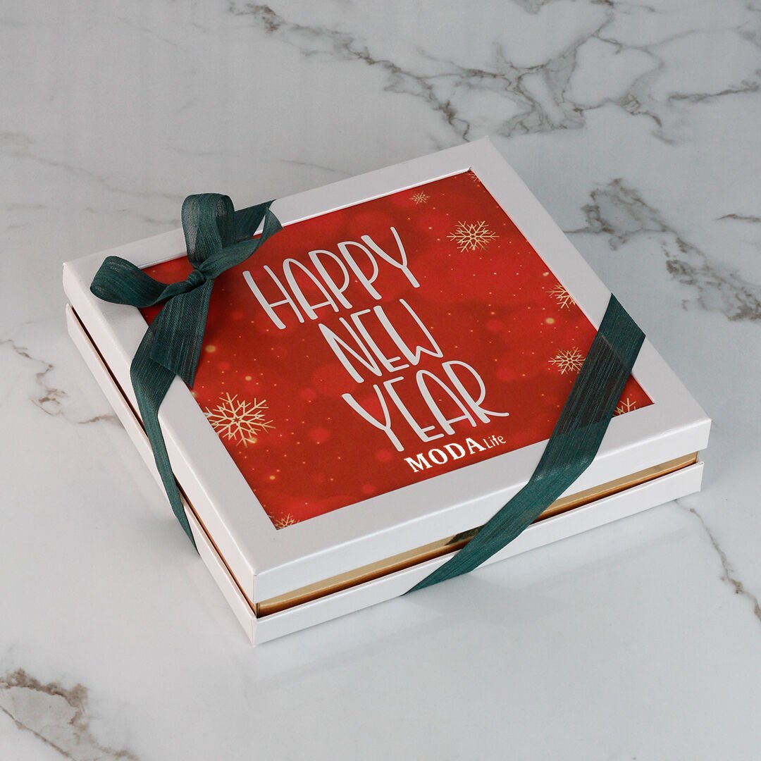 Yılbaşı Temalı Hediyelik Pencereli Taslama Karton Kutu