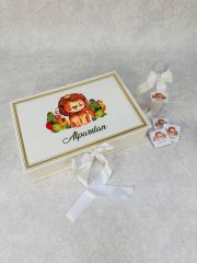 Aslan Temalı Dikdörtgen Kutuda Erkek Bebek Çikolatası