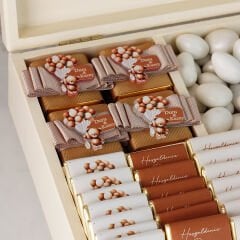 Ayıcık Temalı Ahşap Kutuda Erkek Bebek Çikolatası