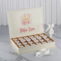 Taç Temalı Dikdörtgen Kutuda Kız Bebek Çikolatası