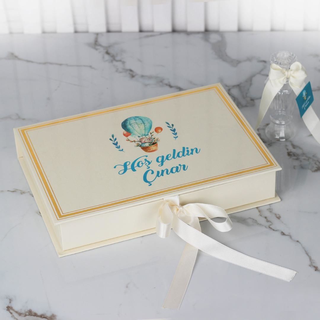 Fil Temalı Dikdörtgen Kutuda Erkek Bebek Çikolatası