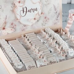 Kelebek Temalı Dikdörtgen Kutuda Kız Bebek Çikolatası