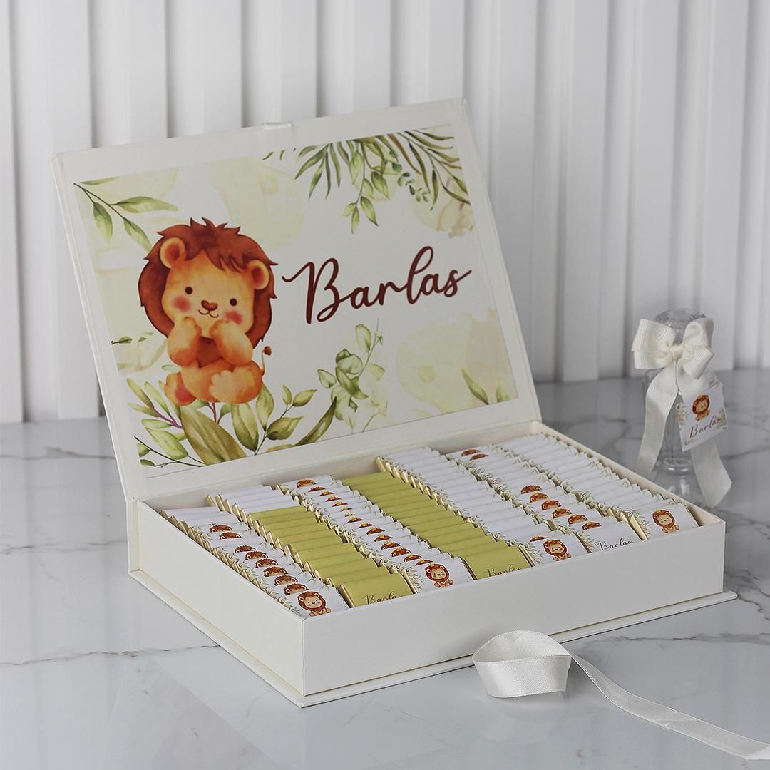 Aslan Temalı Dikdörtgen Kutuda Erkek Bebek Çikolatası