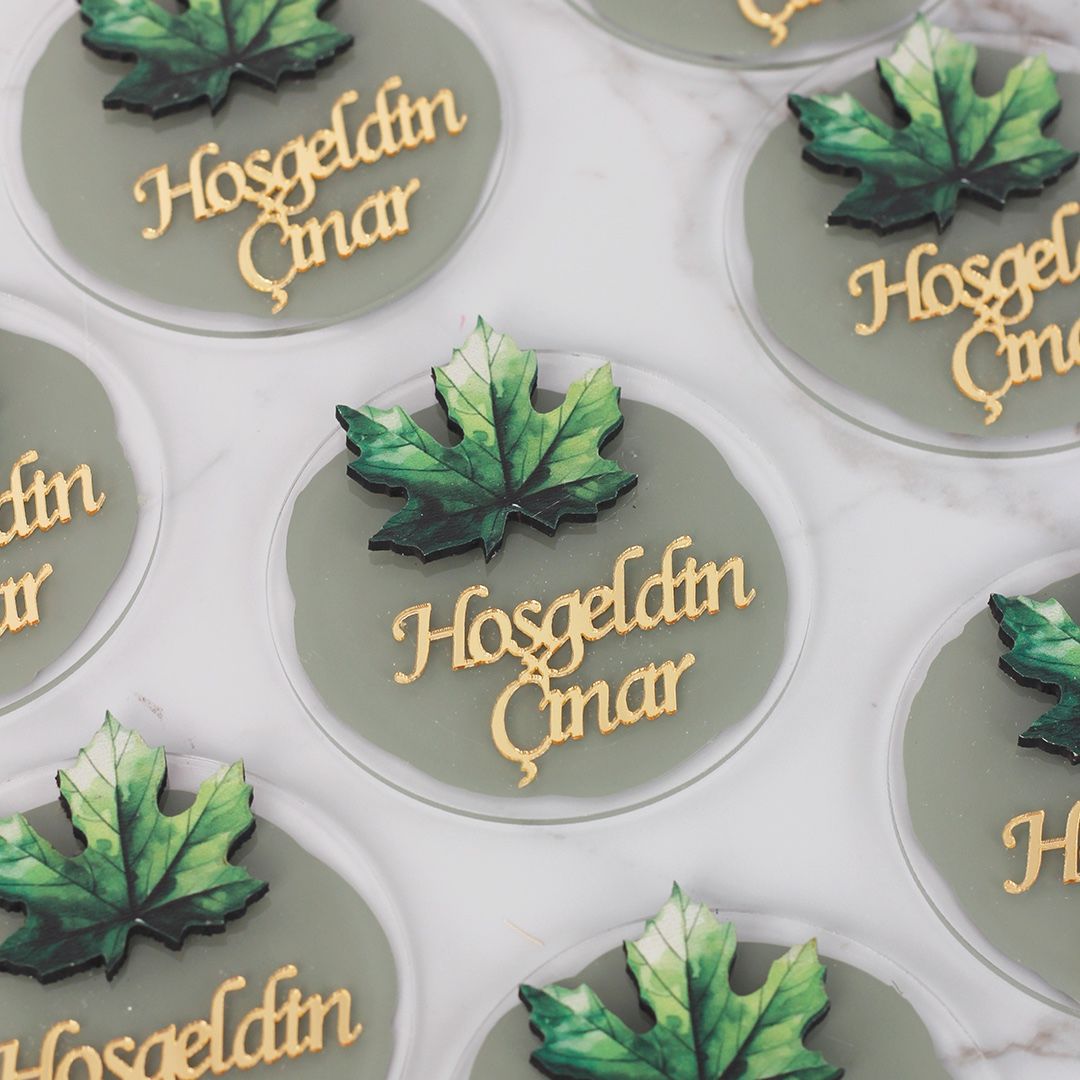 Çınar Yaprağı Temalı Erkek Bebek Magneti
