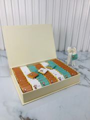 Zürafa Temalı Dikdörtgen Kutuda Erkek Bebek Çikolatası