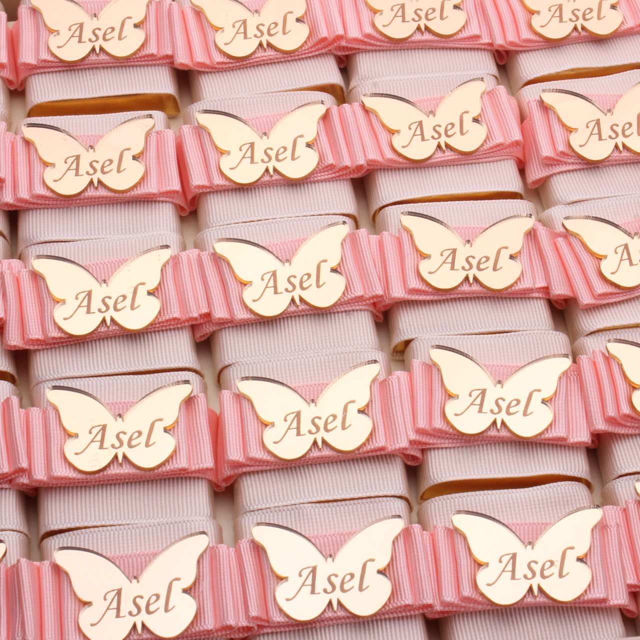 Çiçek Temalı Standlı Kutuda Kız Bebek Çikolatası