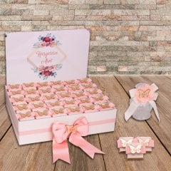 Çiçek Temalı Standlı Kutuda Kız Bebek Çikolatası