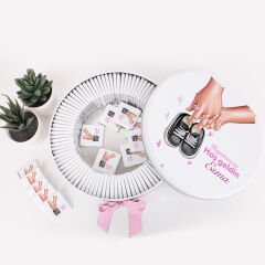 Ayakkabı Temalı Baskılı Metal Kutuda Kız Bebek Çikolatası