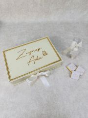 Kelebek Temalı Dikdörtgen Kutuda Kız Bebek Çikolatası