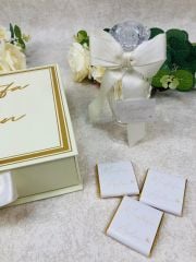 Ayıcık Temalı Dikdörtgen Kutuda Erkek Bebek Çikolatası