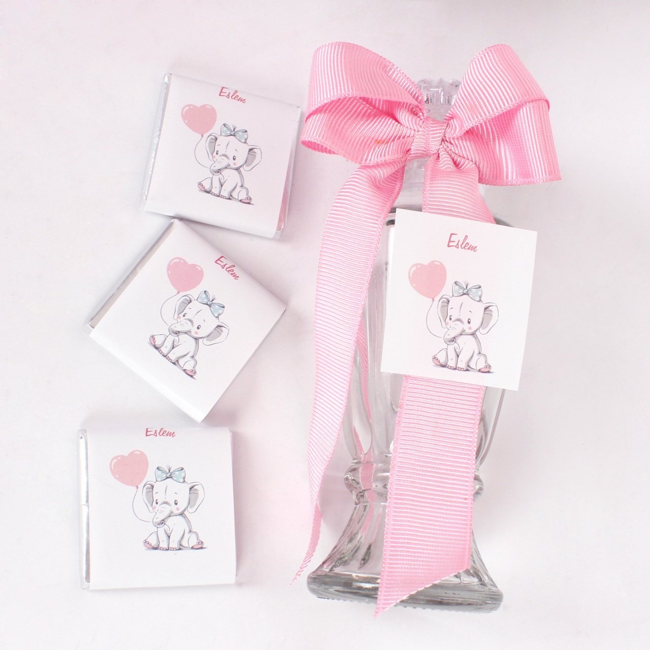 Ayıcık Temalı Baskılı Metal Kutuda Kız Bebek Çikolatası