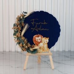 Aslan Temalı Erkek Bebek Kapı Süsü