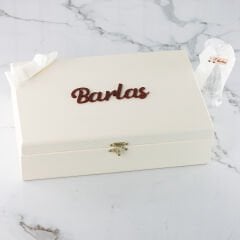 Hayvanlar Temalı Ahşap Kutuda Erkek Bebek Çikolatası