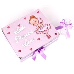 Balerin Temalı Standlı Kutuda Kız Bebek Çikolatası