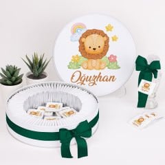 Aslan Temalı Baskılı Metal Kutuda Erkek Bebek Çikolatası