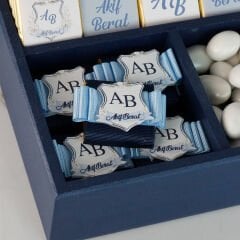 Çiçek Temalı Ahşap Kutuda Erkek Bebek Çikolatası